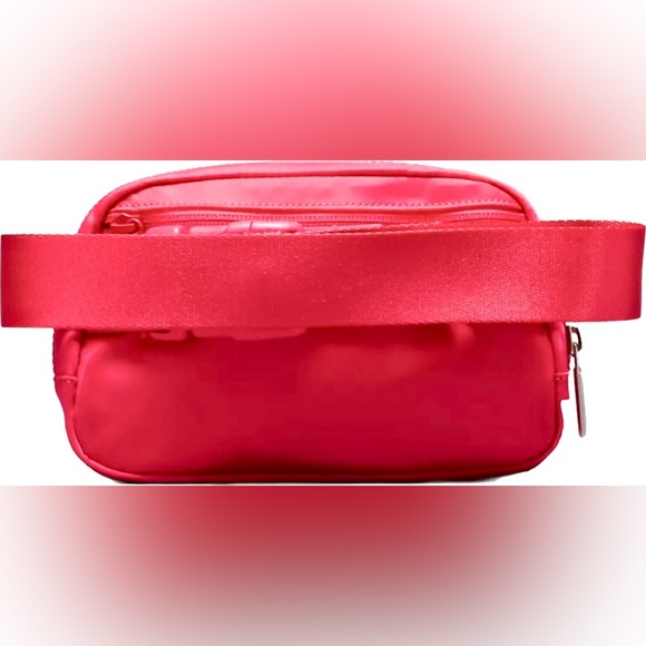 NWT Lululemon Everywhere Belt Bag-Lip Gloss Pink - Picture 7 of 7